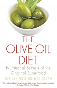 Front cover of The Olive Oil Diet